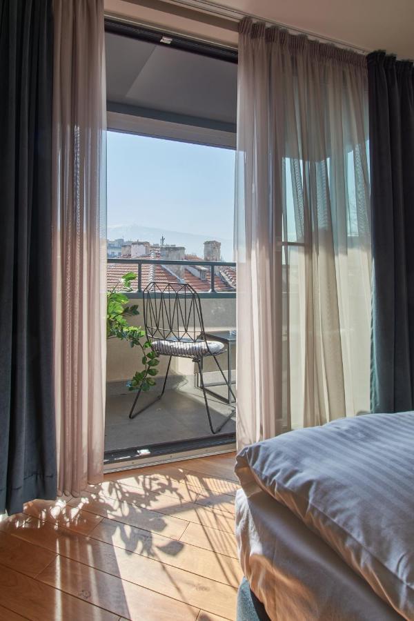 סופיה The Embassy Suites מראה חיצוני תמונה
