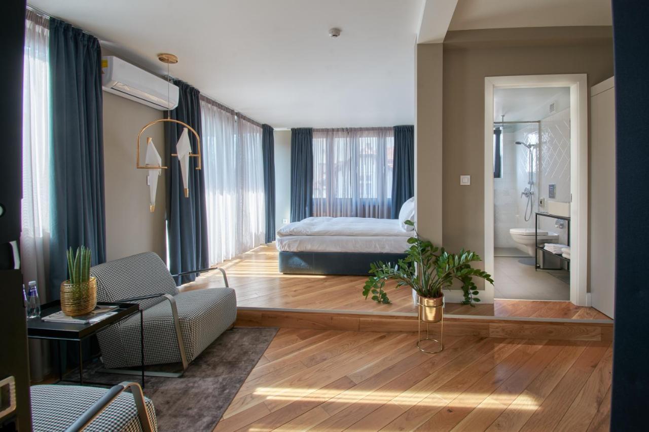 סופיה The Embassy Suites מראה חיצוני תמונה