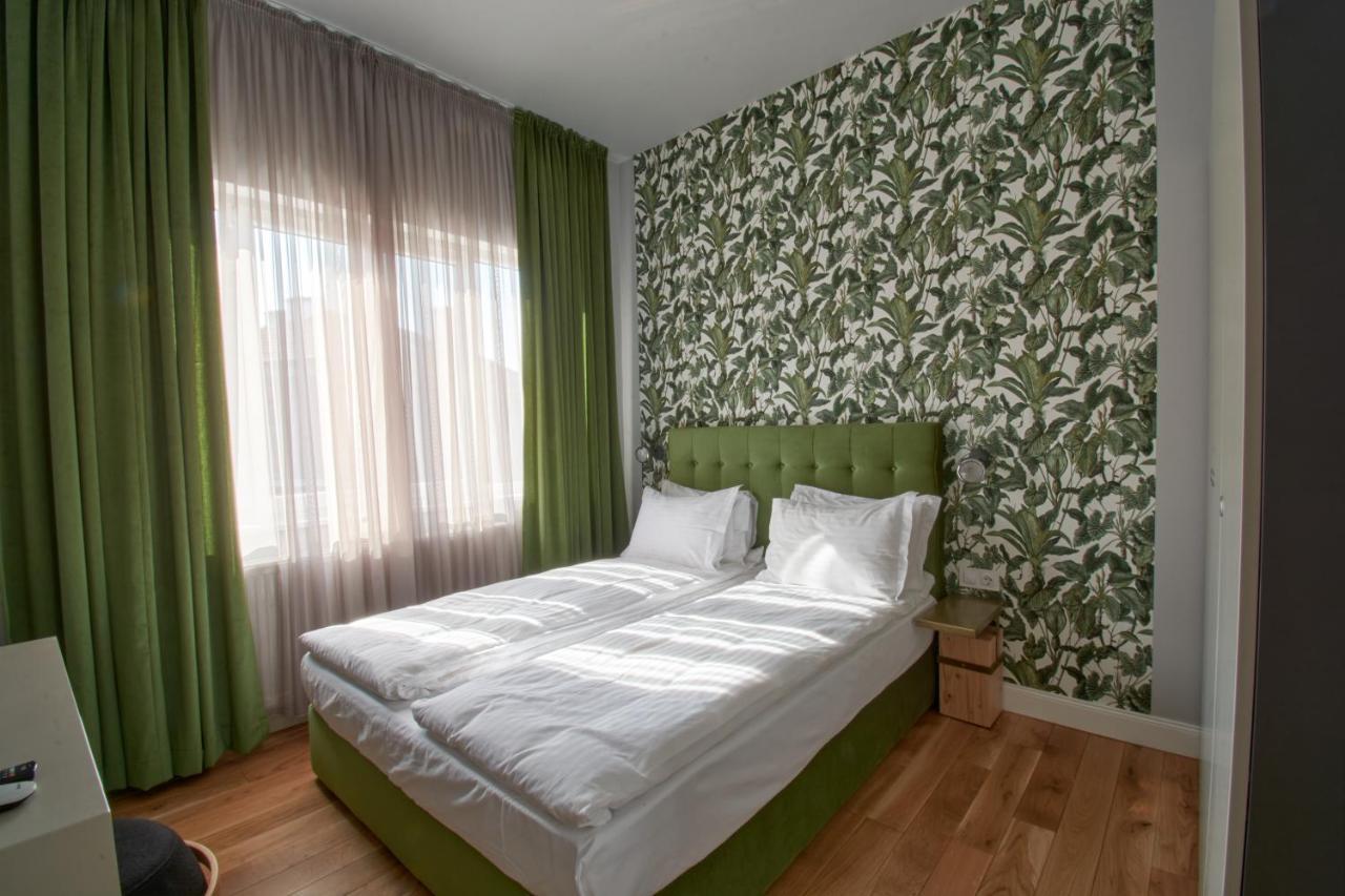 סופיה The Embassy Suites מראה חיצוני תמונה